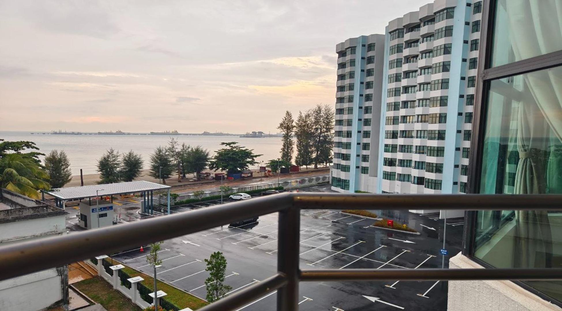 Mutiara Melaka Beach Resort By Glex Tangga Batu Eksteriør billede