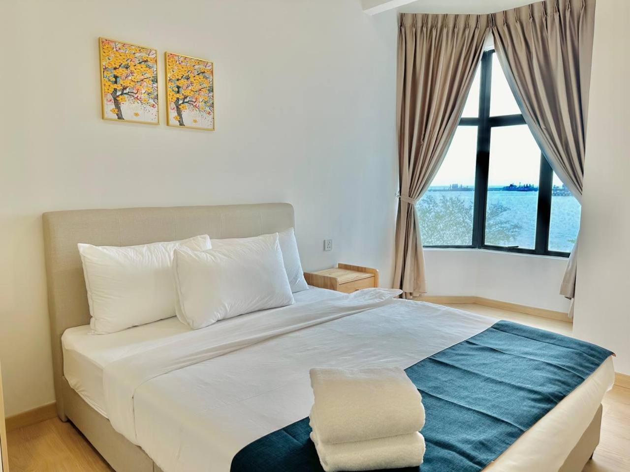 Mutiara Melaka Beach Resort By Glex Tangga Batu Eksteriør billede
