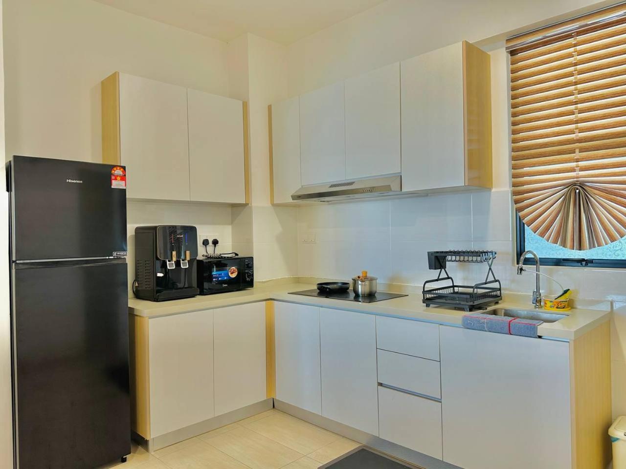 Mutiara Melaka Beach Resort By Glex Tangga Batu Eksteriør billede
