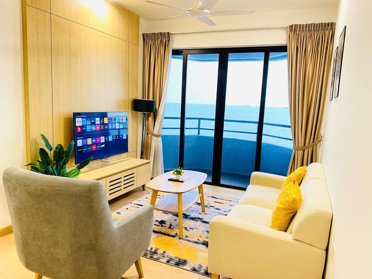Mutiara Melaka Beach Resort By Glex Tangga Batu Eksteriør billede
